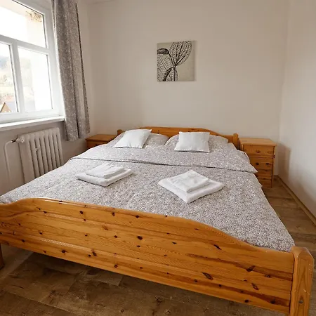 A Restaurace Na Krizovatce Pensión