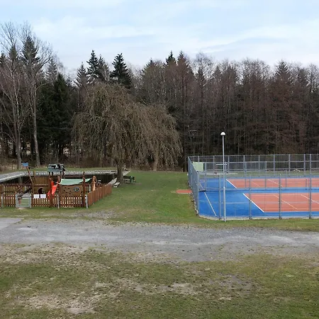 A Restaurace Na Krizovatce Pensión Polevsko