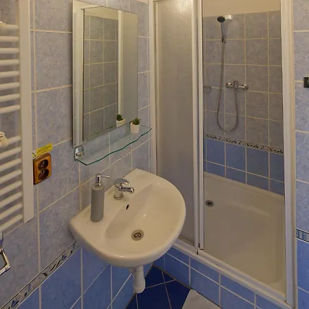 Pensión A Restaurace Na Krizovatce *