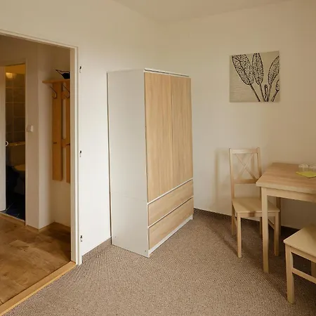 Pensión A Restaurace Na Krizovatce Polevsko