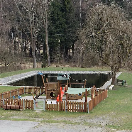 Pensión A Restaurace Na Krizovatce *